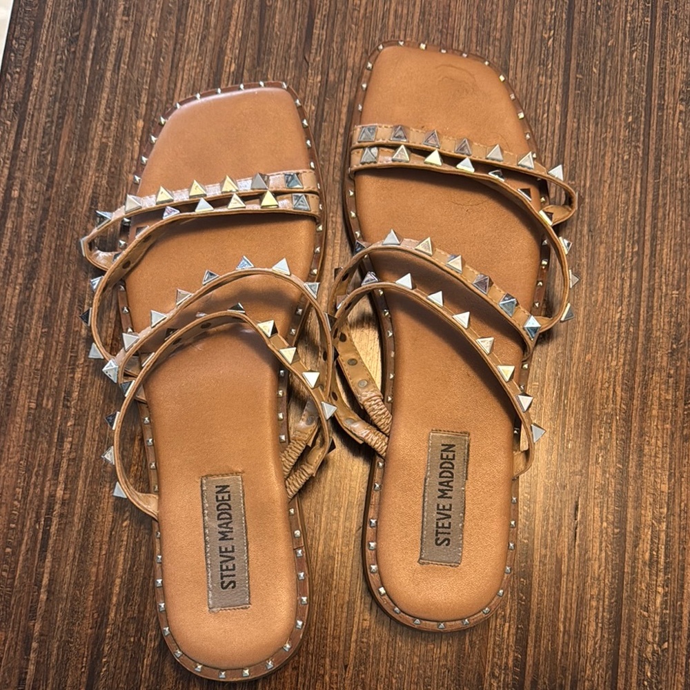 Steve Madden Brown Studded Sandals